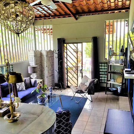 Casa Sophia 3 Listings Apartment 1 Or Apartment 2 Separately Or Apt 1 And 2 Together All With Fo Internet Guápiles エクステリア 写真