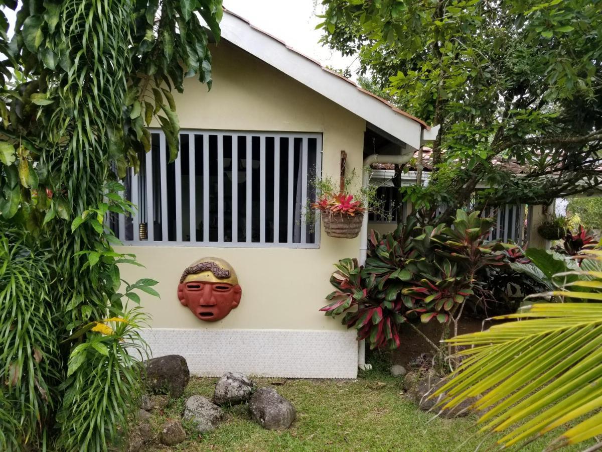 Casa Sophia 3 Listings Apartment 1 Or Apartment 2 Separately Or Apt 1 And 2 Together All With Fo Internet Guápiles エクステリア 写真