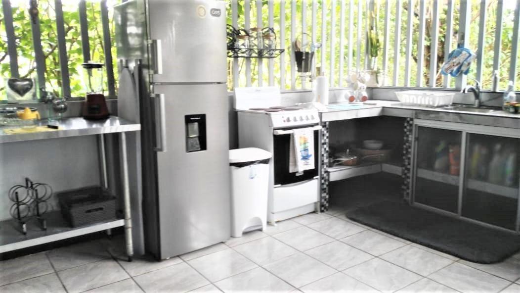 Casa Sophia 3 Listings Apartment 1 Or Apartment 2 Separately Or Apt 1 And 2 Together All With Fo Internet Guápiles エクステリア 写真